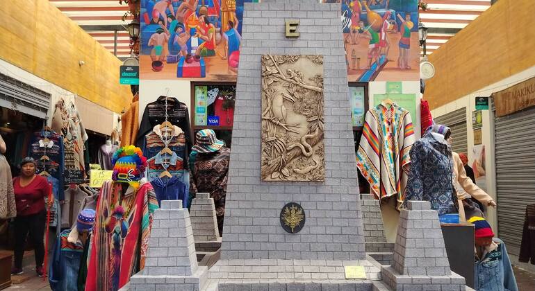 Quito no século XX: La Mariscal, Mercado de Artesanato e Museu Nacional Equador — #5