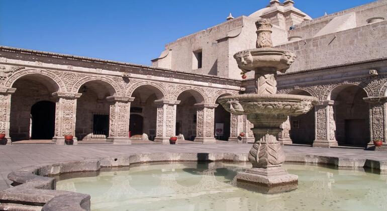 discover-monumental-arequipa-on-a-free-tour-en-4