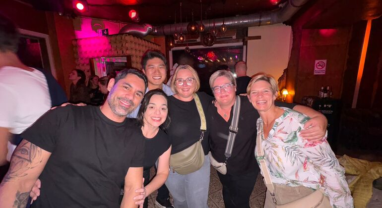 berlin-pubcrawl-shots-party-games-vip-club-entry-es-2