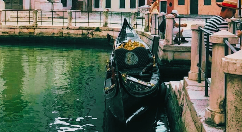 Descubra os canais de Veneza e os lugares típicos Itália — #14