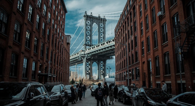 NYC Walking Tour from Dumbo to Downtown Provided by Shelly roth