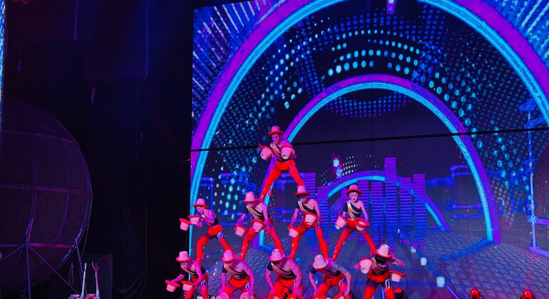 Pékin : Qinlegong Acrobatic Show of Regular Seat (Blue Seats) (spectacle acrobatique de Qinlegong)