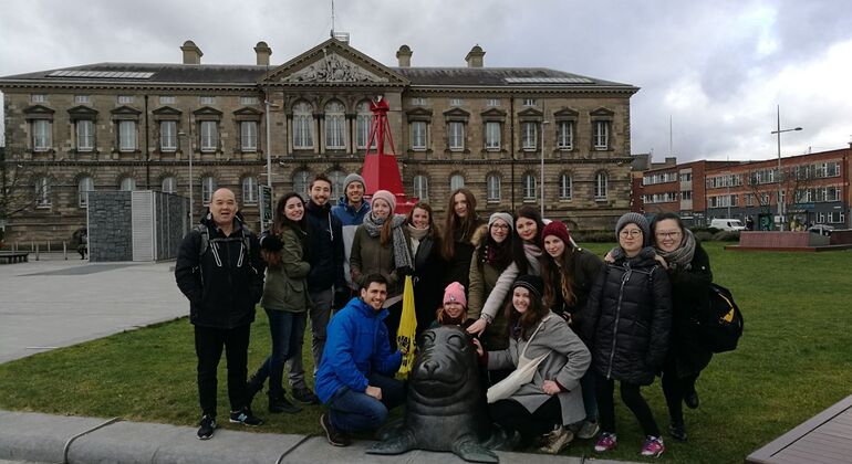 explore-belfast-private-walking-tour-es-18