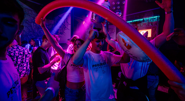 porto-pub-crawl-free-games-drinks-shots-es-6