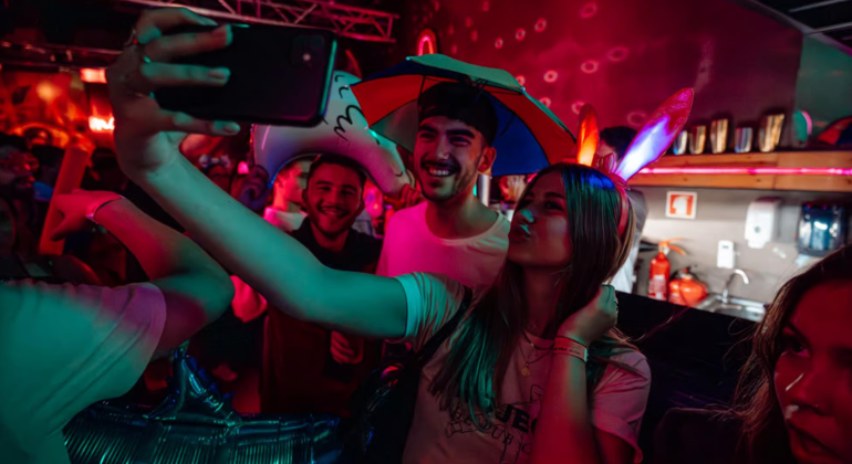 porto-pub-crawl-free-games-drinks-shots-es-12