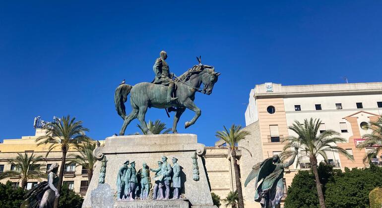 El Casco Histórico de Jerez: Un Paseo Desde el Alcázar a la Catedral España — #7