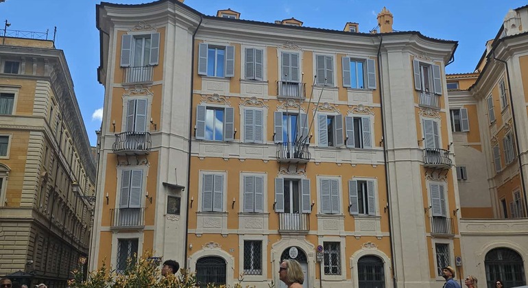 sunday-secrets-of-the-eternal-city-es-4