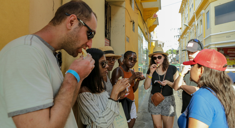 Cartagena Street Food Tour Fournie par Discover Cartagena By Locals