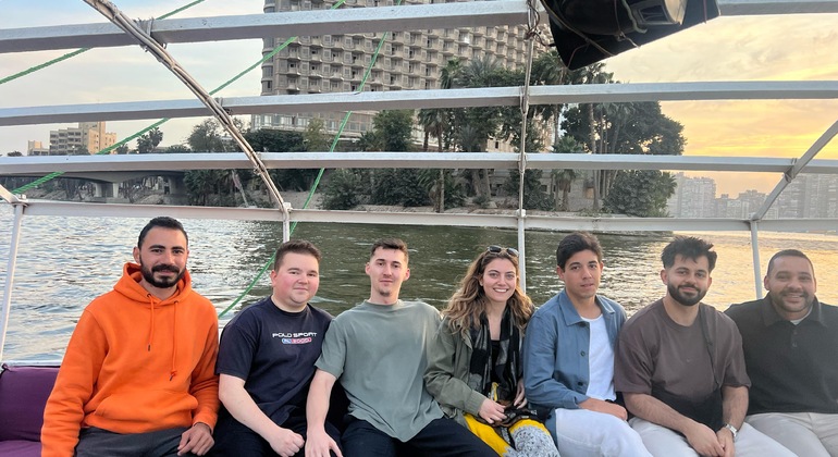 Explore las Vibraciones Nocturnas del Nilo en El Cairo Egipto — #9