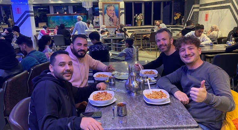 Explore las Vibraciones Nocturnas del Nilo en El Cairo Egipto — #13