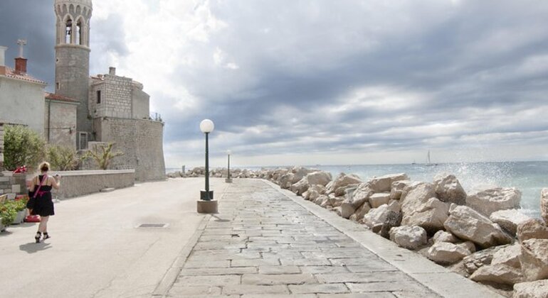 free-evening-sunset-tour-of-historic-piran-es-2