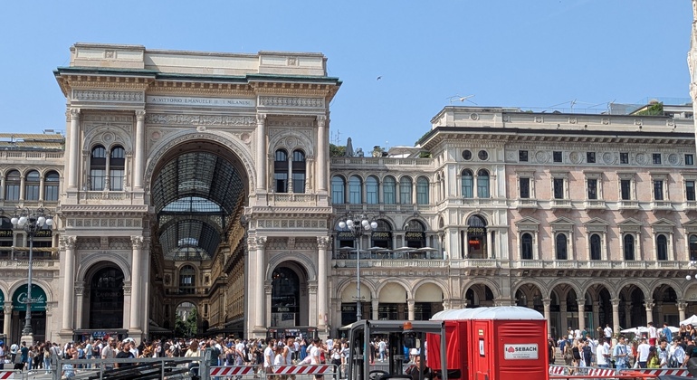 Spazieren Sie durch das Mailänder Zentrum und lernen Sie etwas über die Geschichte Italien — #6