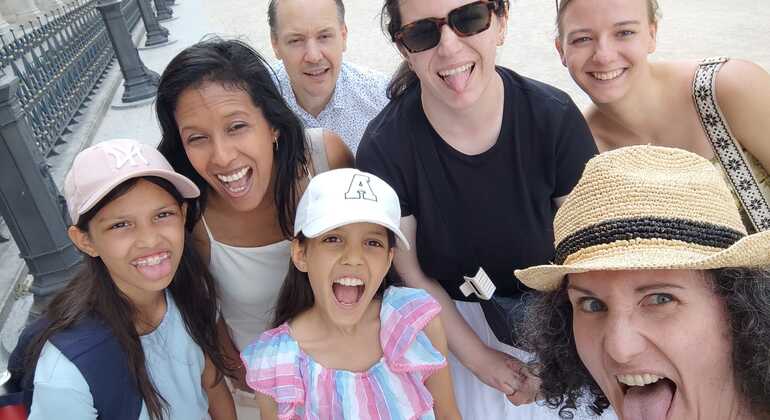 rude-bastards-free-tour-of-paris-es-4