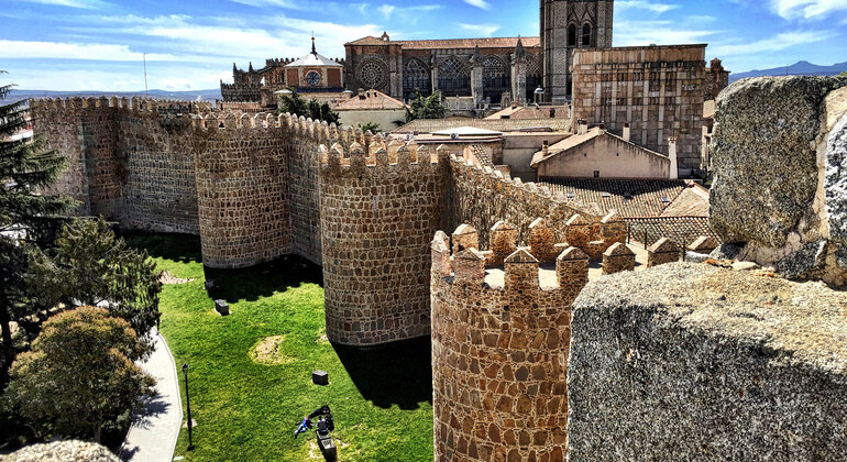 free-tour-monumental-por-avila-es-2