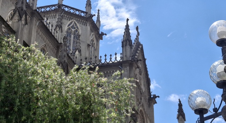 Between Murals and Flavors: Modern Quito on Foot Ecuador — #2