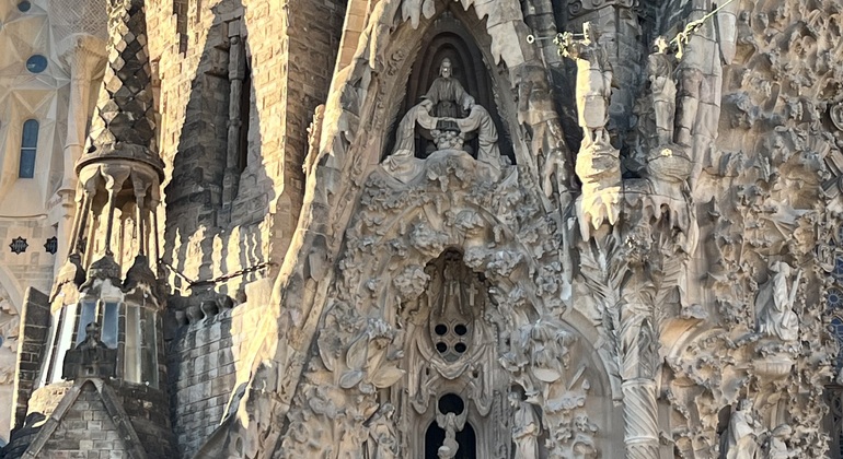 descubre-todo-lo-que-debes-saber-de-la-sagrada-familia-en-3