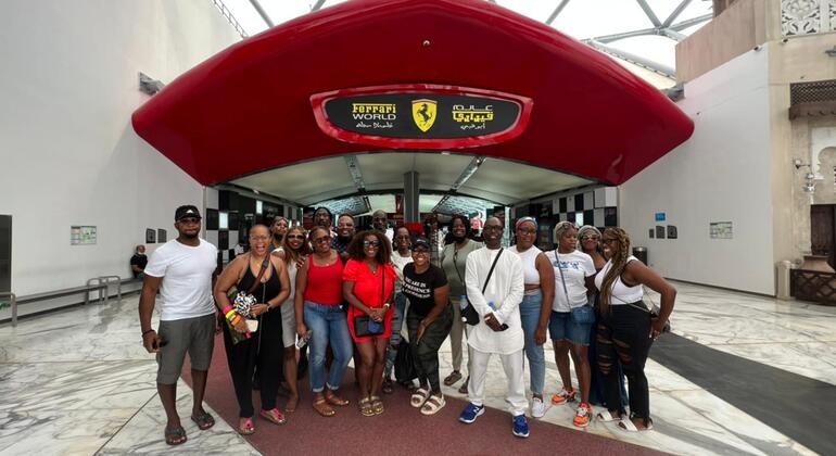 Abu Dhabi City Tour desde Dubai: Mezquitas y Cultura global.countries. — #8