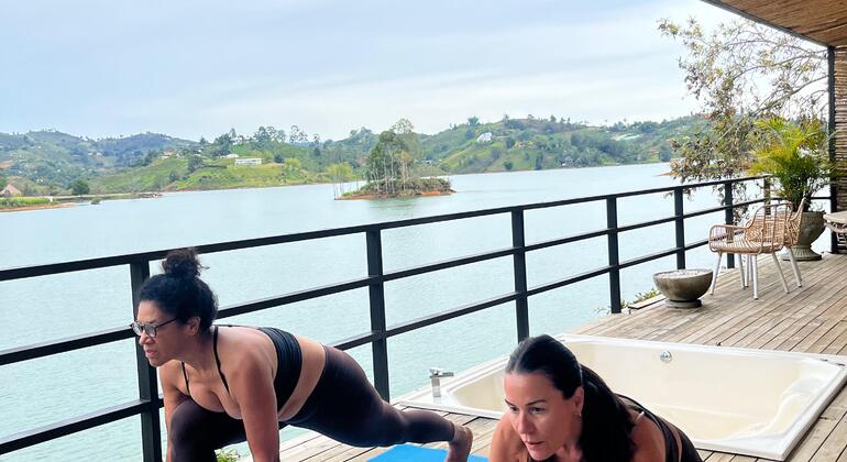 conexion-natural-yoga-senderismo-cascada-es-14