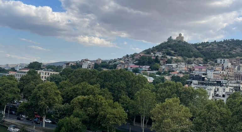Leggende, vino e balconi: Tour a piedi della vecchia Tbilisi Georgia &mdash; #8