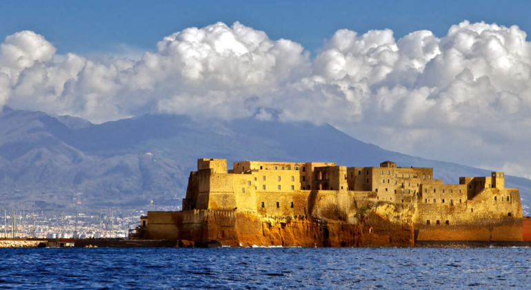 Discovering Neapolitan Customs, walking with Napoletano Italy — #2