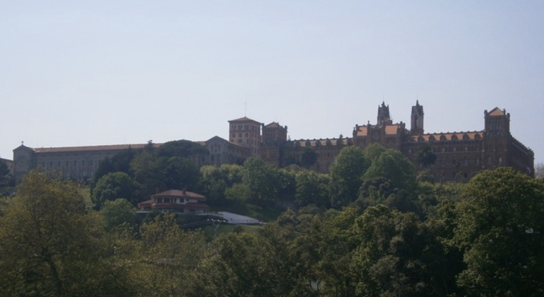 free-tour-a-pie-por-comillas-en-5