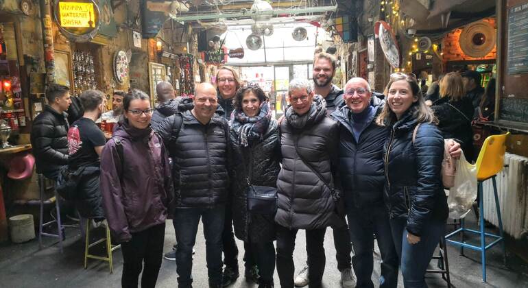 free-jewish-quarter-tour-history-street-art-ruin-bars-es-5