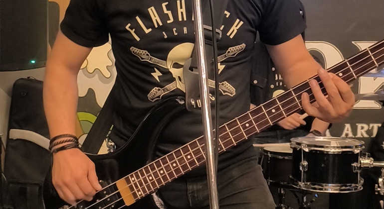 pubcrawl-in-cuenca-ecuador-en-3