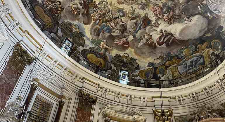 valencia-by-bike-city-of-arts-old-town-market-es-5