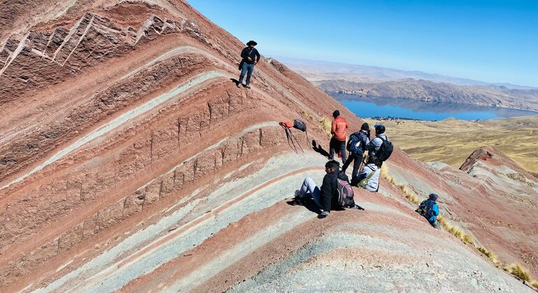 Erkunden Sie Pallaypunchu: Regenbogenberg mit Mahlzeiten Peru — #2
