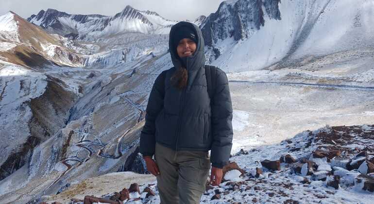 Erkunden Sie Pallaypunchu: Regenbogenberg mit Mahlzeiten Peru — #4