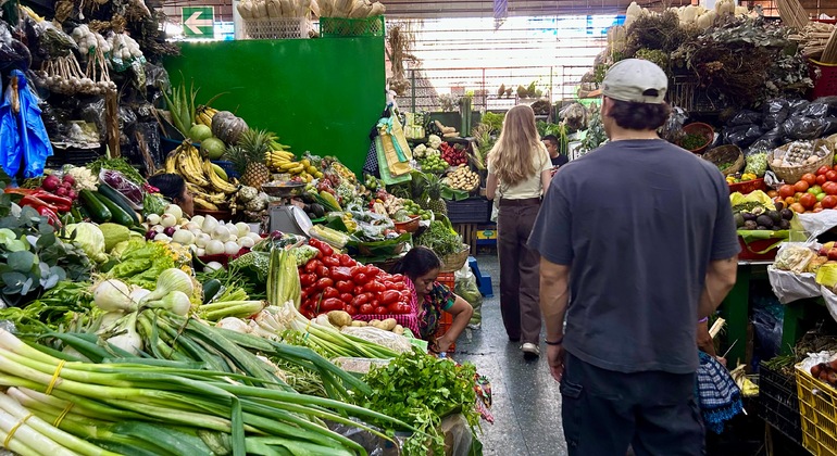 authentic-guatemalan-lunch-market-tour-en-8