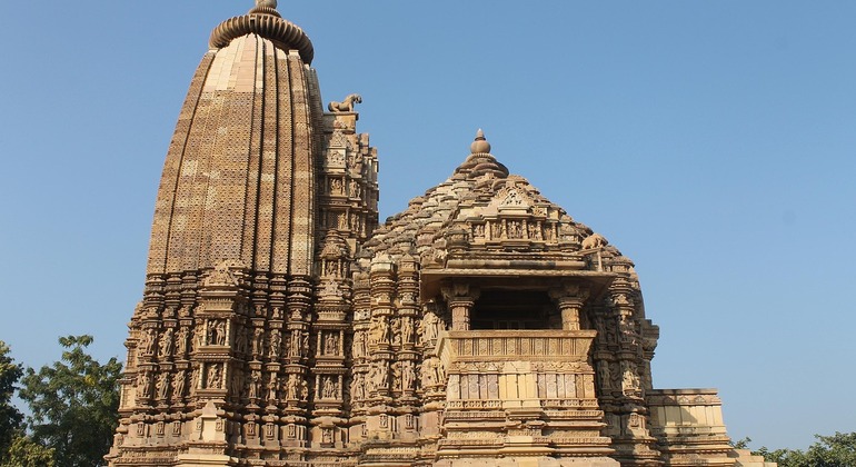 Khajuraho Highlights: Walking Tour, India