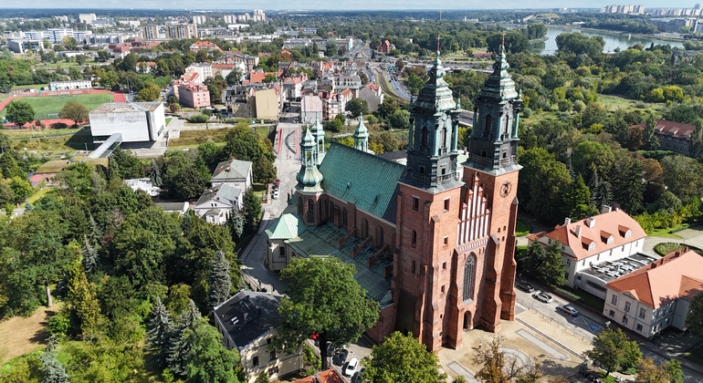 Visita à Catedral e à Cidade Velha de Poznan Polónia — #11