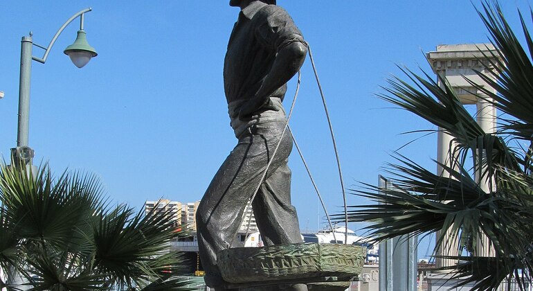 free-tour-malaga-esencial-historia-legado-de-picasso-es-12