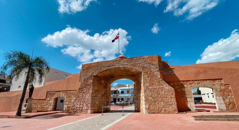Historia Oculta Santo Domingo Free Tour