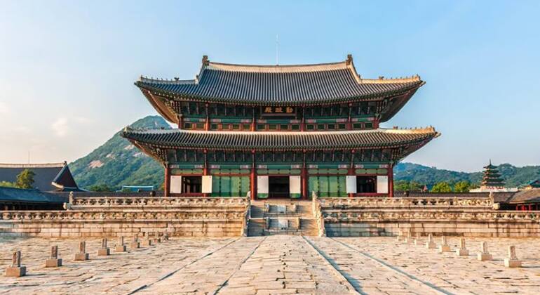 Essential Palace Tour in Seoul