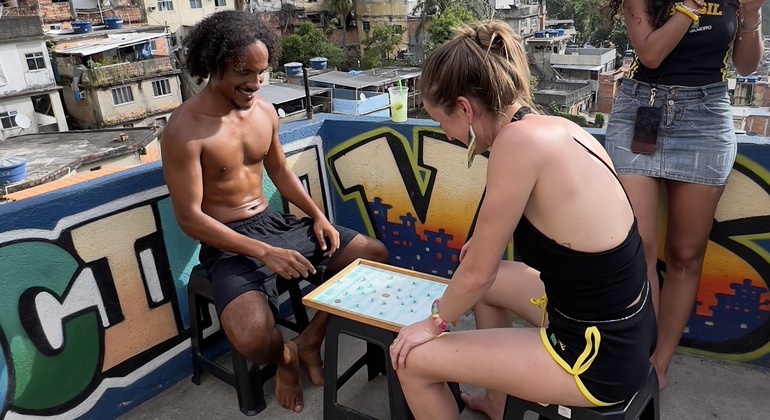 Recorrido a pie por la favela Rocinha de Río de Janeiro