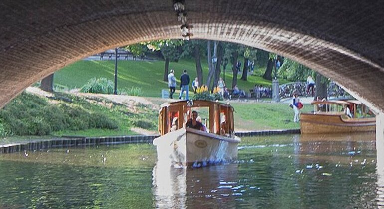 Histoires de Riga depuis le bateau sur le canal Lettonie &mdash; #3
