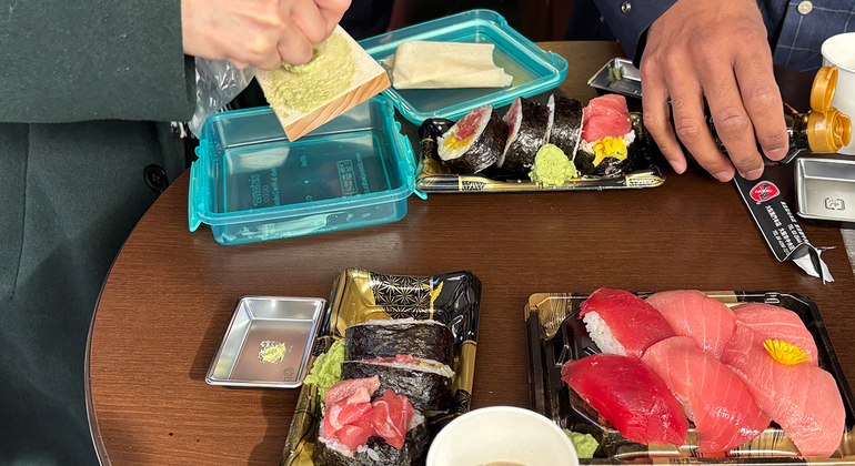 Mercado del Pescado de Tsukiji: Comida callejera y visita cultural a pie Japón — #6