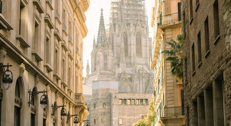 Visita gratuita a los Misterios del Barrio Gótico: Bebidas y degustación de dulces España — #6