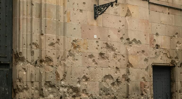 Visita gratuita a los Misterios del Barrio Gótico: Bebidas y degustación de dulces España — #9