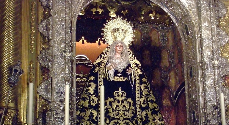 Visita gratuita ao bairro da Macarena Organizado por Paraguas Rojos