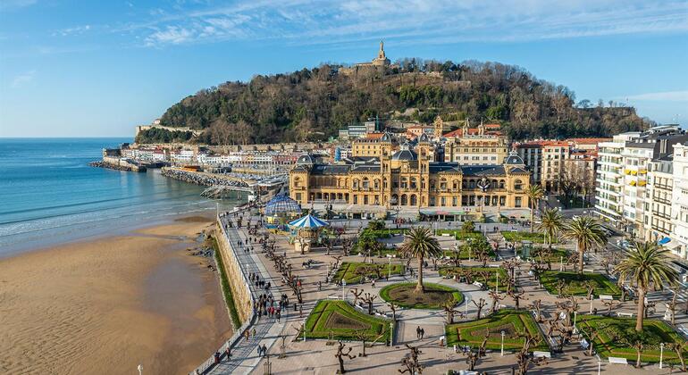 Explore Donostia Tour: Your First Adventure