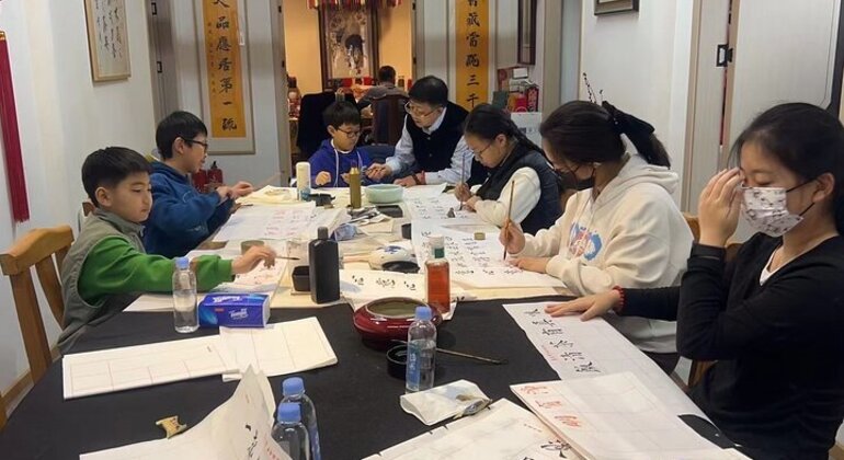 Experiencia de Caligrafía china en el hutong de Pekín China — #3