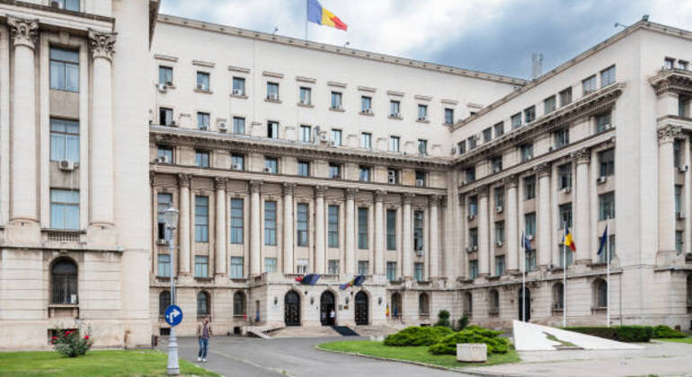 Storie nascoste di Bucarest - Tour a piedi del centro storico Romania — #6