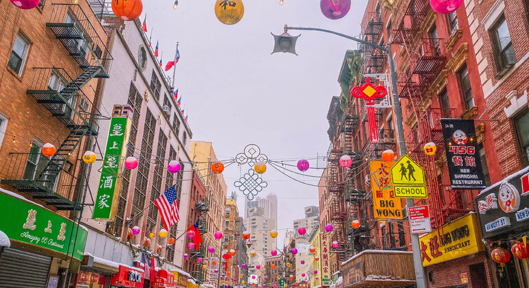 free-tour-of-chinatown-little-italy-soho-en-1