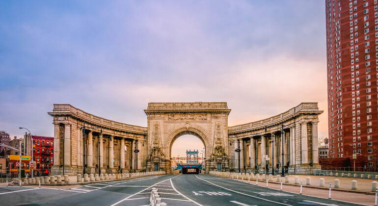 free-tour-of-chinatown-little-italy-soho-en-3