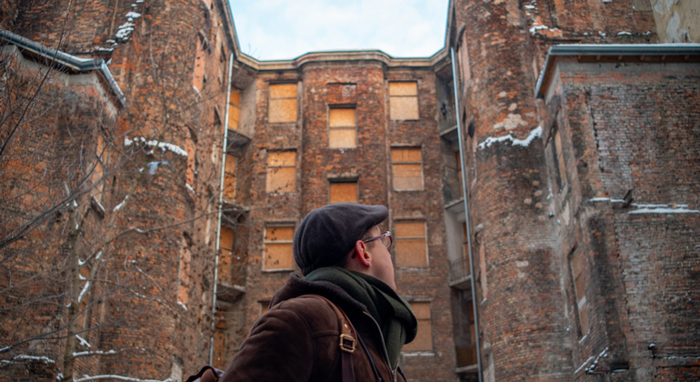 Varsavia ebraica e storie dal ghetto - Tour a piedi gratuito Fornito da Robert's Walking Tours