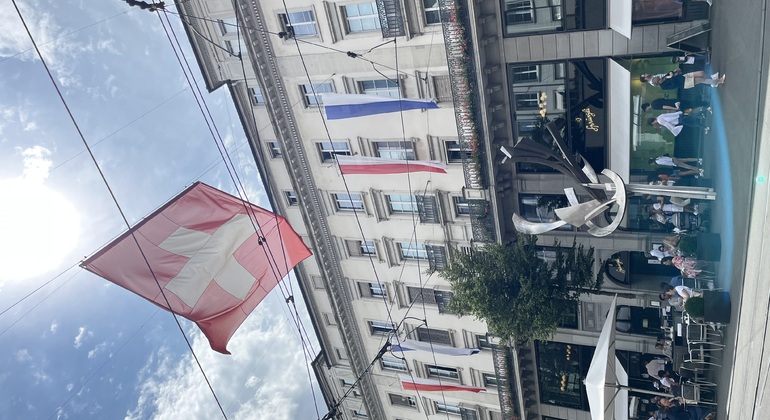 Tour a piedi del cibo thailandese a Zurigo Svizzera &mdash; #4