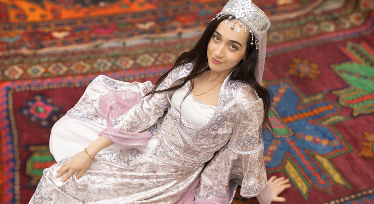 Baku: Old City Photoshoot With Traditional Colorful Costumes  Azerbaijan &mdash; #8